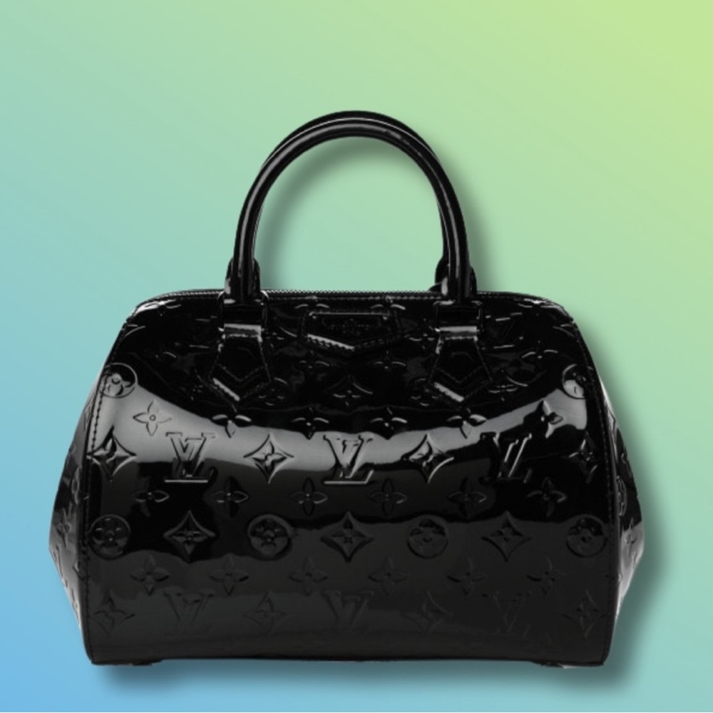 Louis Vuitton Black Magnetique Monogram Vernis Montana